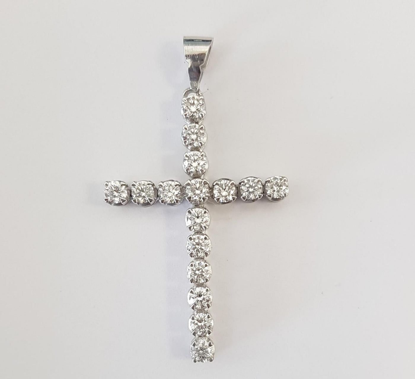 Pendente Croce con diamanti in Oro Bianco 18ct - P116