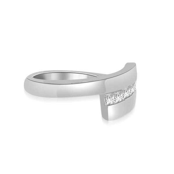 Diamond Half Eternity Ring Engagement Platinum - R145
